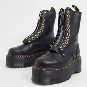 COPY - Brand NEW Dr Martens Exclusive 10 Eye Sinclair MAX Flatform Boots *RARE*